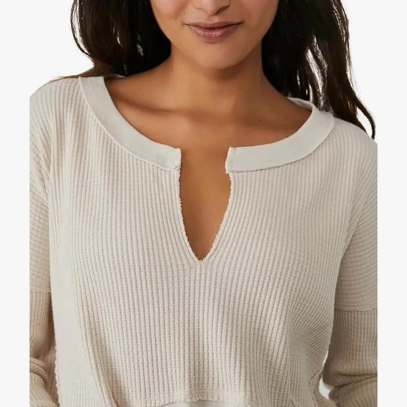 “We The Free” Monterey Thermal Top  | Oversized | Cream | XS - Picture 2 of 8